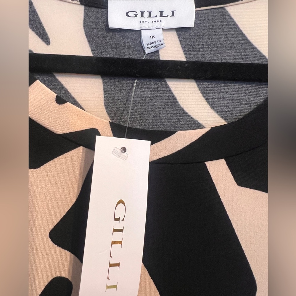 Gilli Black and Beige Abstract-Print Long Sleeve Faux Wrap Dress - Picture 4 of 8